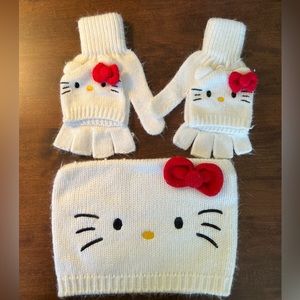 Hello Kitty Hat and Mitten Set